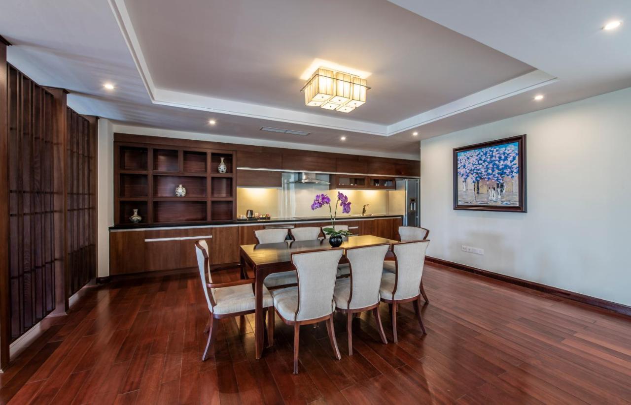 Vinpearl Resort & Spa Phu Quoc Exteriör bild A kitchen in a suite at the hotel