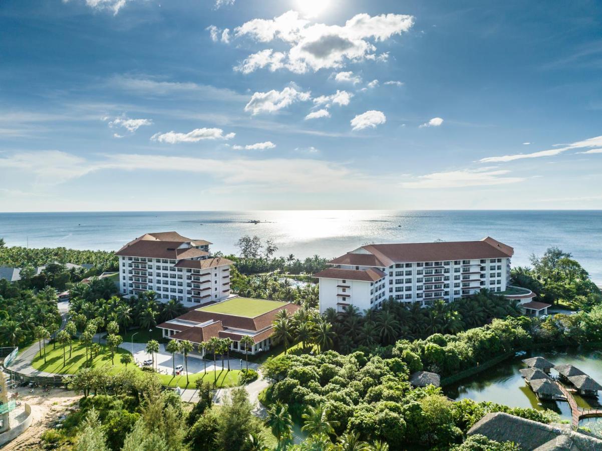 Vinpearl Resort & Spa Phu Quoc Exteriör bild The Royal Paradise Hotel and Spa