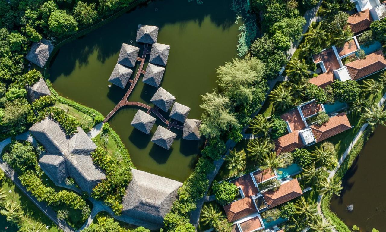 Vinpearl Resort & Spa Phu Quoc Exteriör bild Aerial view of the resort
