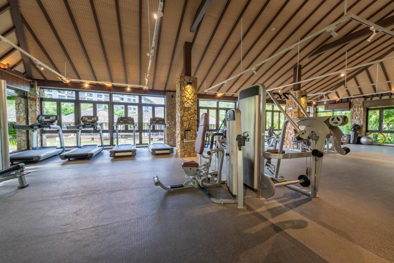 Vinpearl Resort & Spa Phu Quoc Exteriör bild The gym at the resort