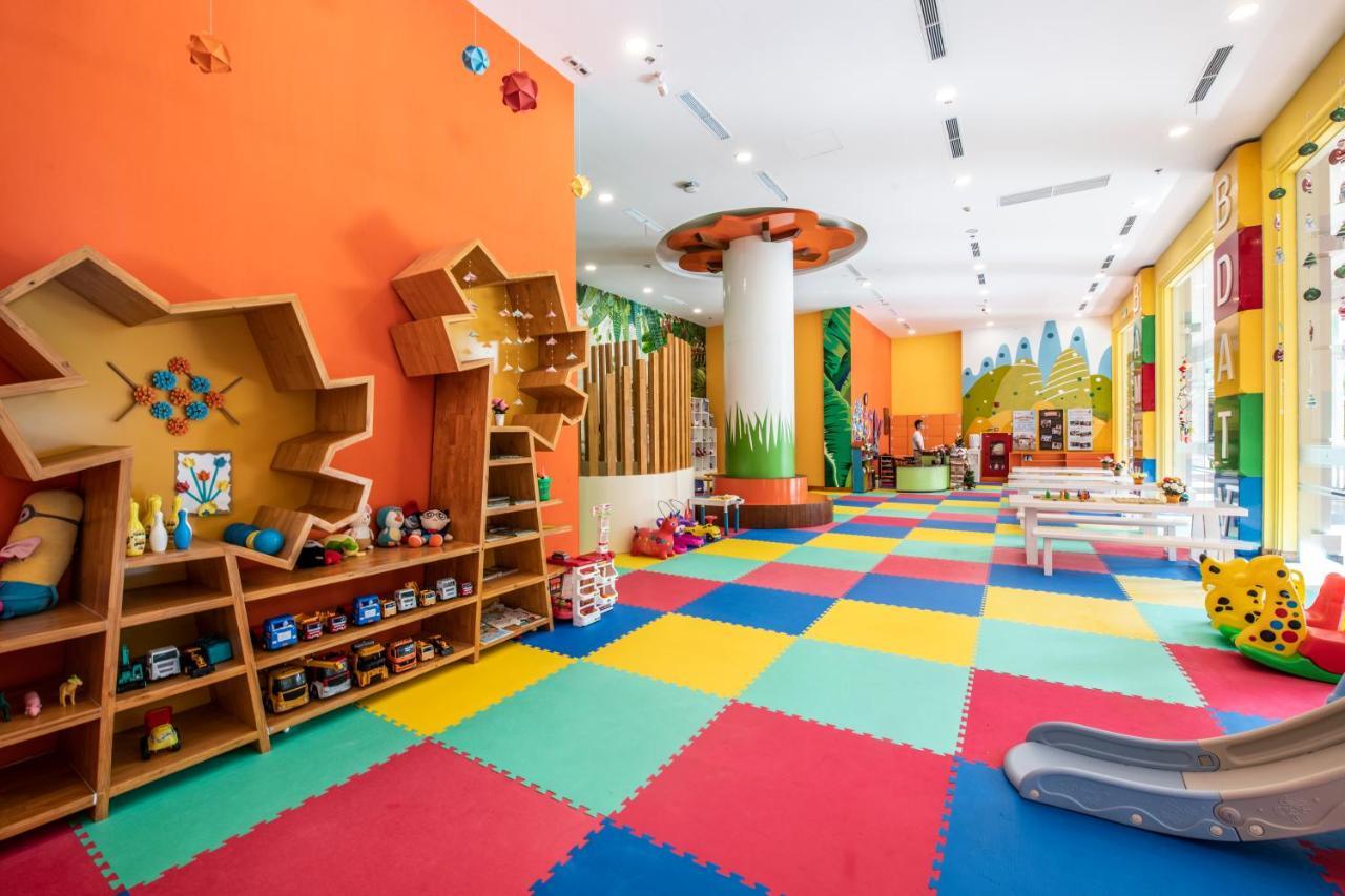 Vinpearl Resort & Spa Phu Quoc Exteriör bild The Children's Club at the Renaissance Hotel, Phnom Penh, Cambodia