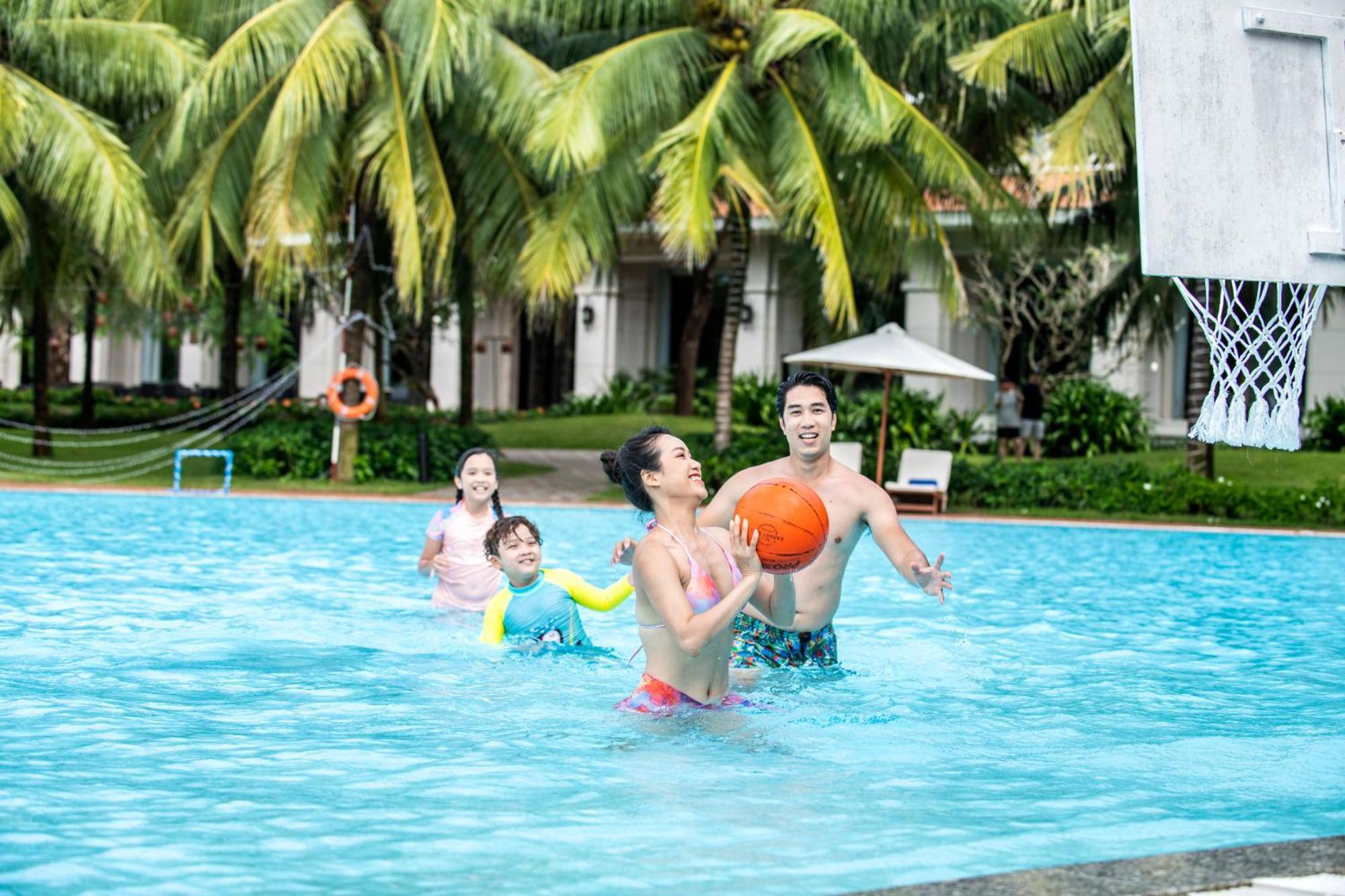 Vinpearl Resort & Spa Phu Quoc Exteriör bild Water basketball