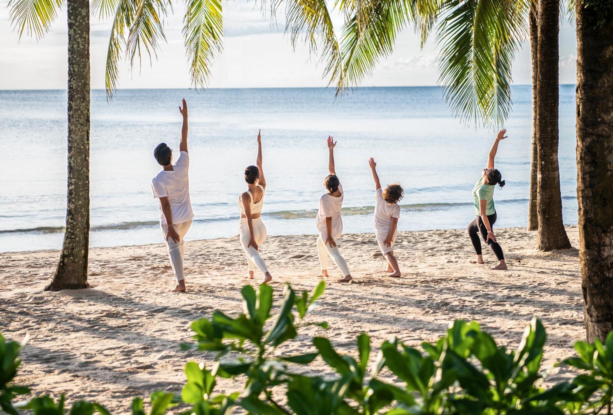 Vinpearl Resort & Spa Phu Quoc Exteriör bild The beach at the resort